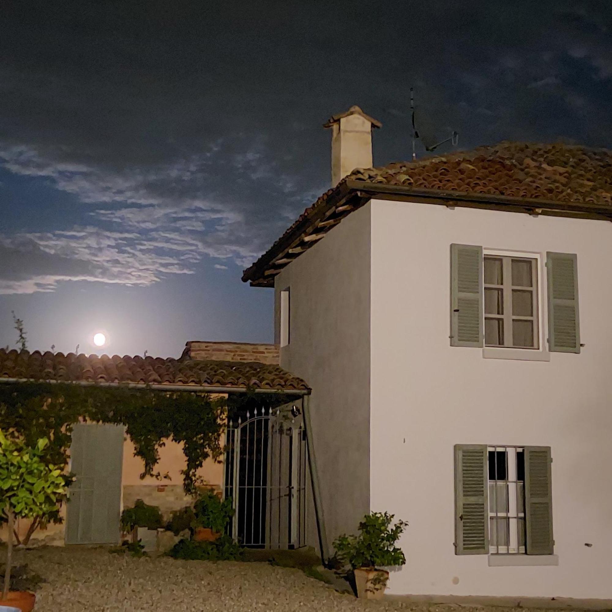Casa Rovelli Bed and Breakfast Alfiano Natta Εξωτερικό φωτογραφία